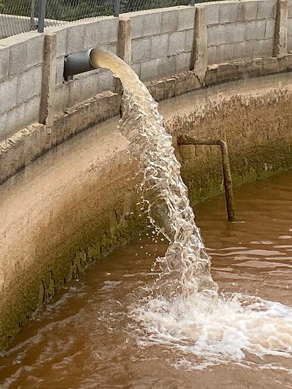 Bomba de impulsión para balsa de riego